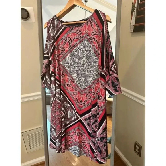 Ronnie Nicole Cold Shoulder Paisley Size 12 Shift Dress‎ - Picture 1 of 5